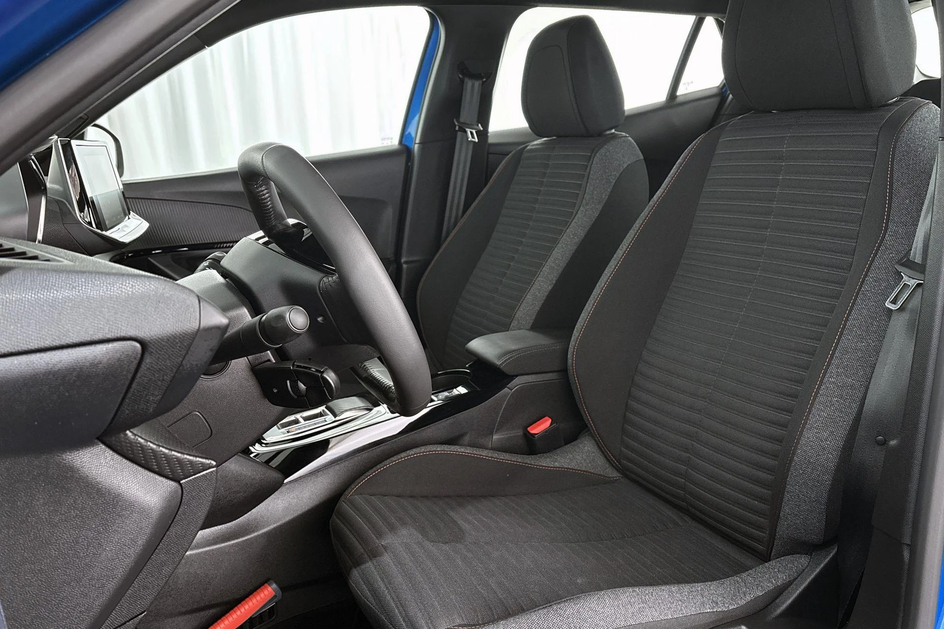 Hoofdafbeelding Peugeot e-2008