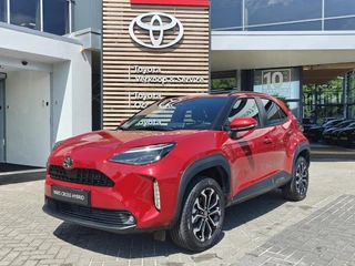 Hoofdafbeelding Toyota Yaris Cross Toyota Yaris Cross 1.5 Hybrid 130 Dynamic NIEUW DIRECT LEVERBAAR 130PK DODE HOEK STUUR/STOELVERWARMING PARK-SENSOREN NAVI KEYLESS PARELMOER