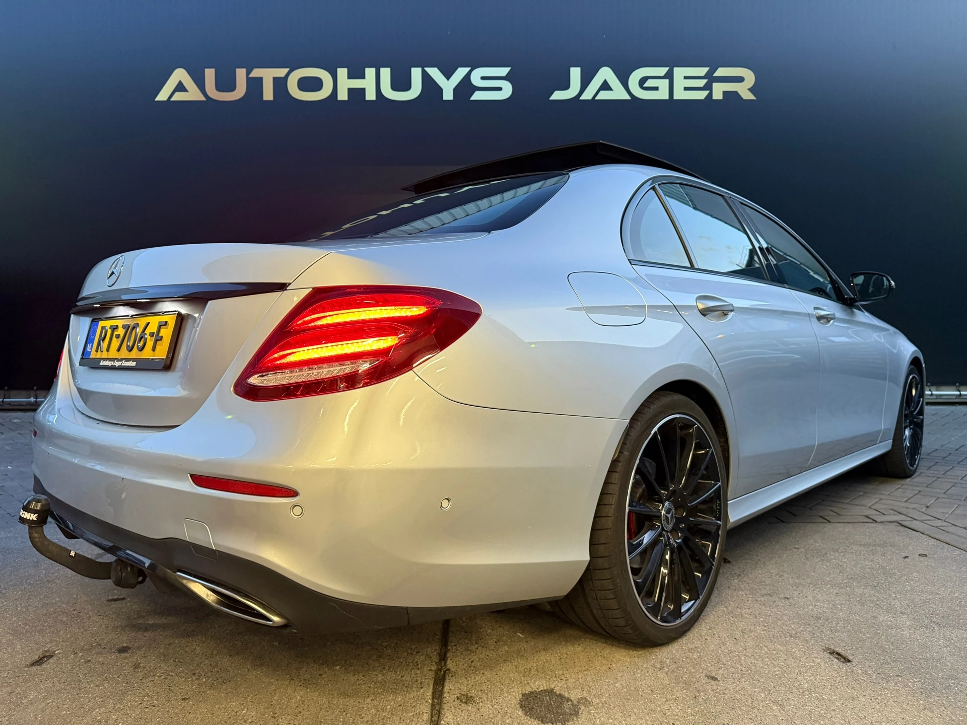 Hoofdafbeelding Mercedes-Benz E-Klasse
