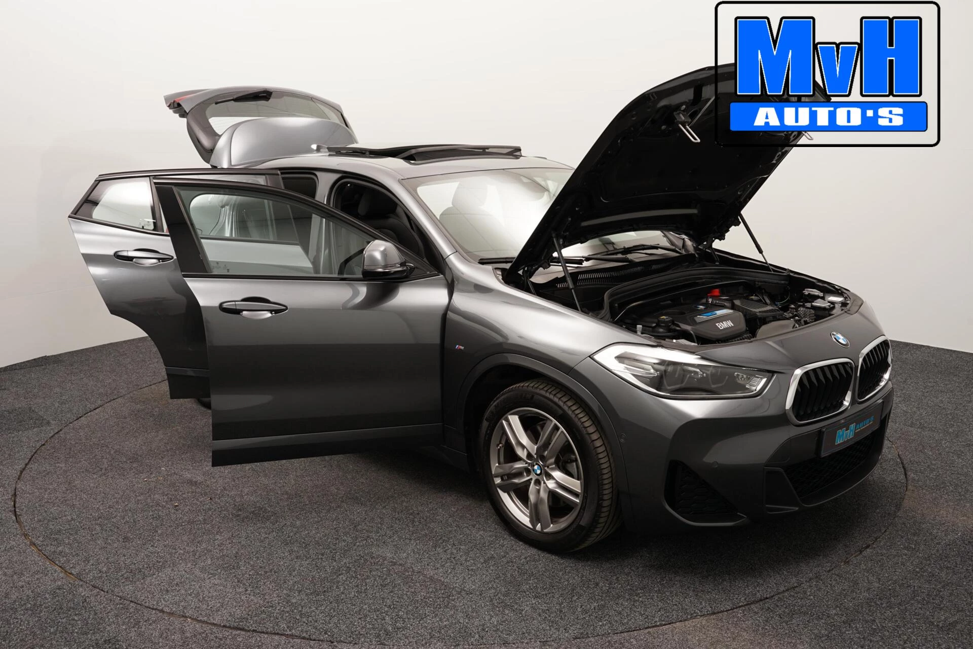 Hoofdafbeelding BMW X2