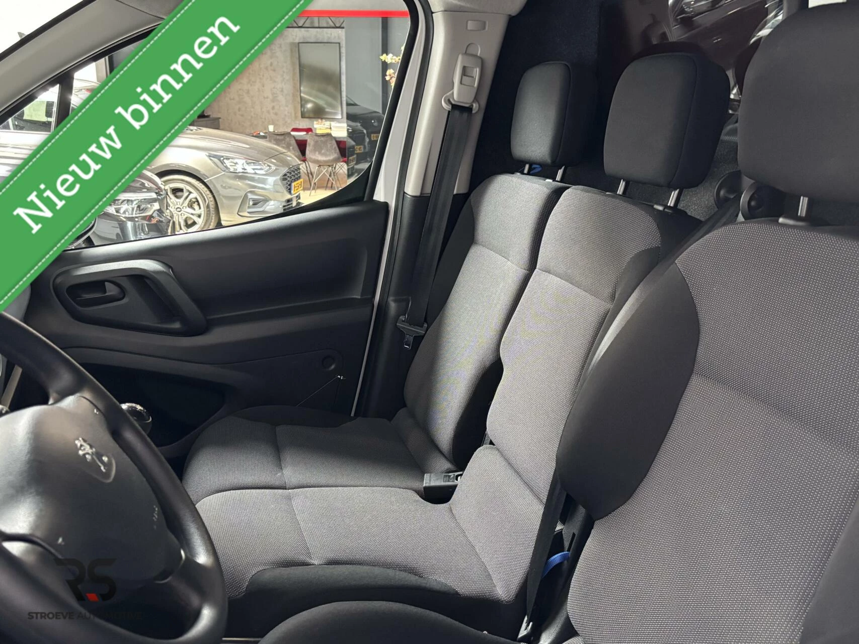 Hoofdafbeelding Peugeot Partner