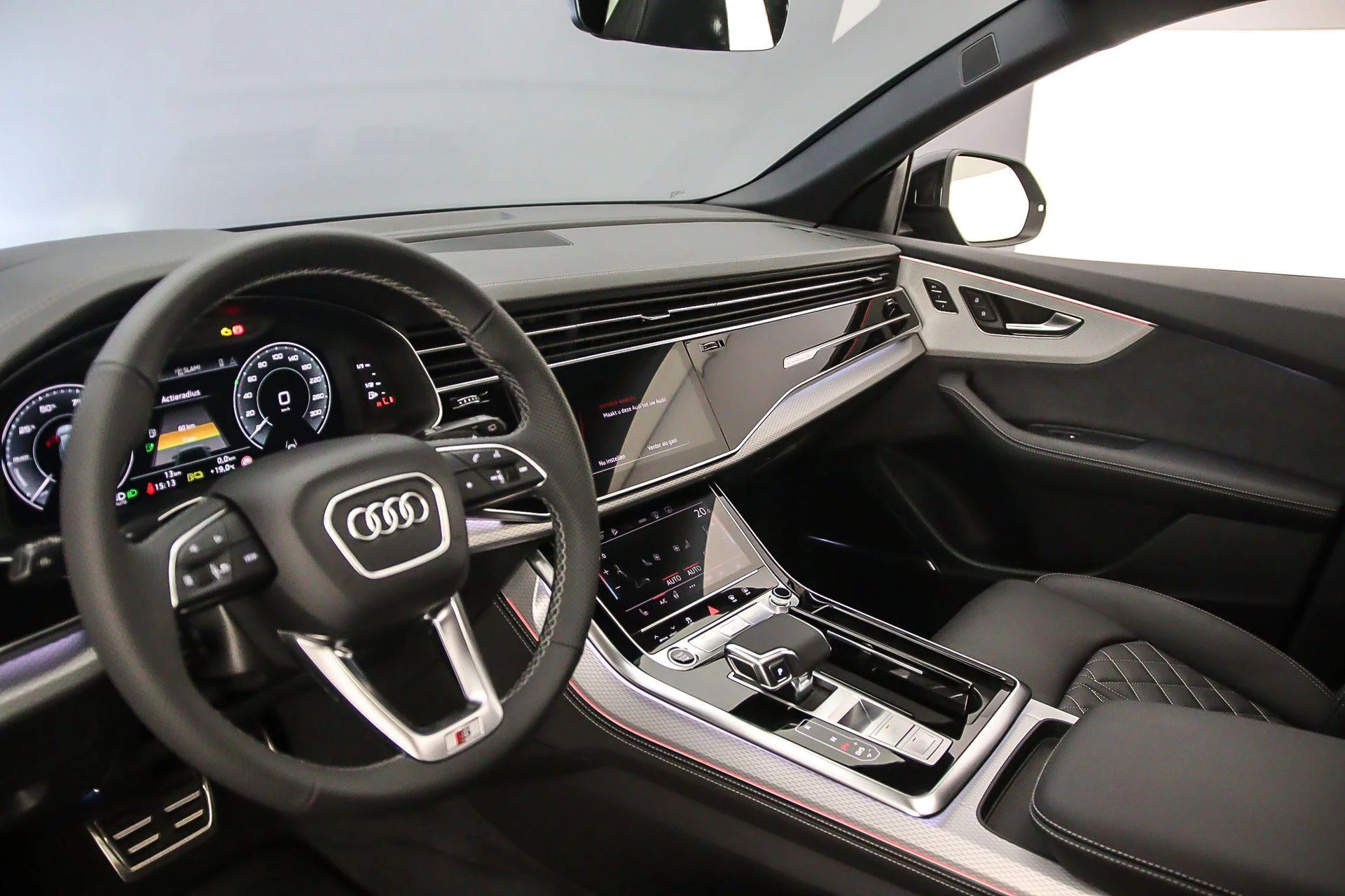 Hoofdafbeelding Audi Q8