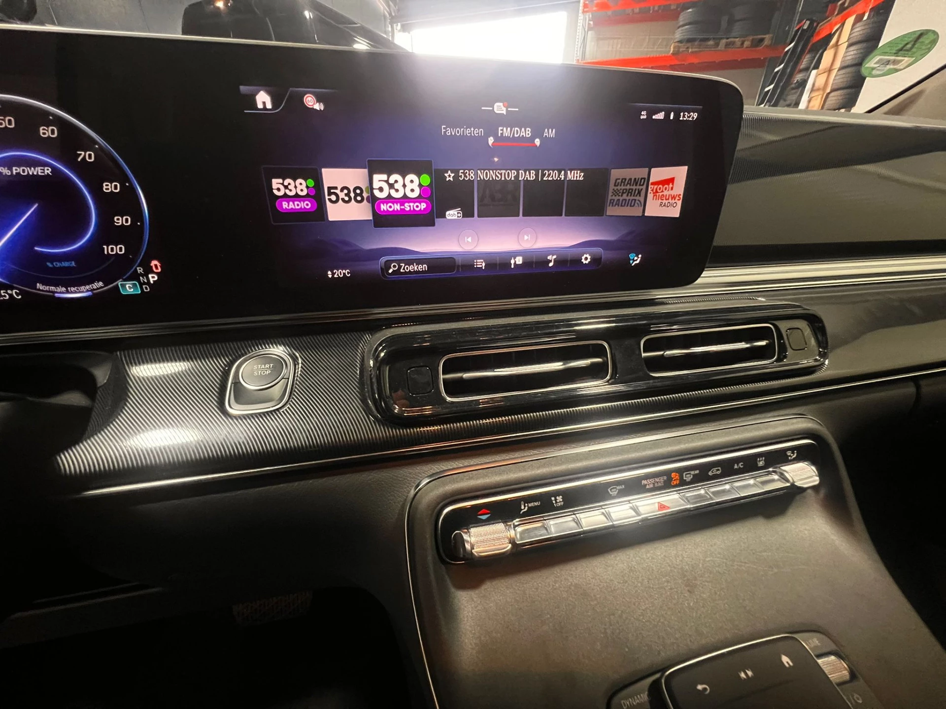 Hoofdafbeelding Mercedes-Benz EQV