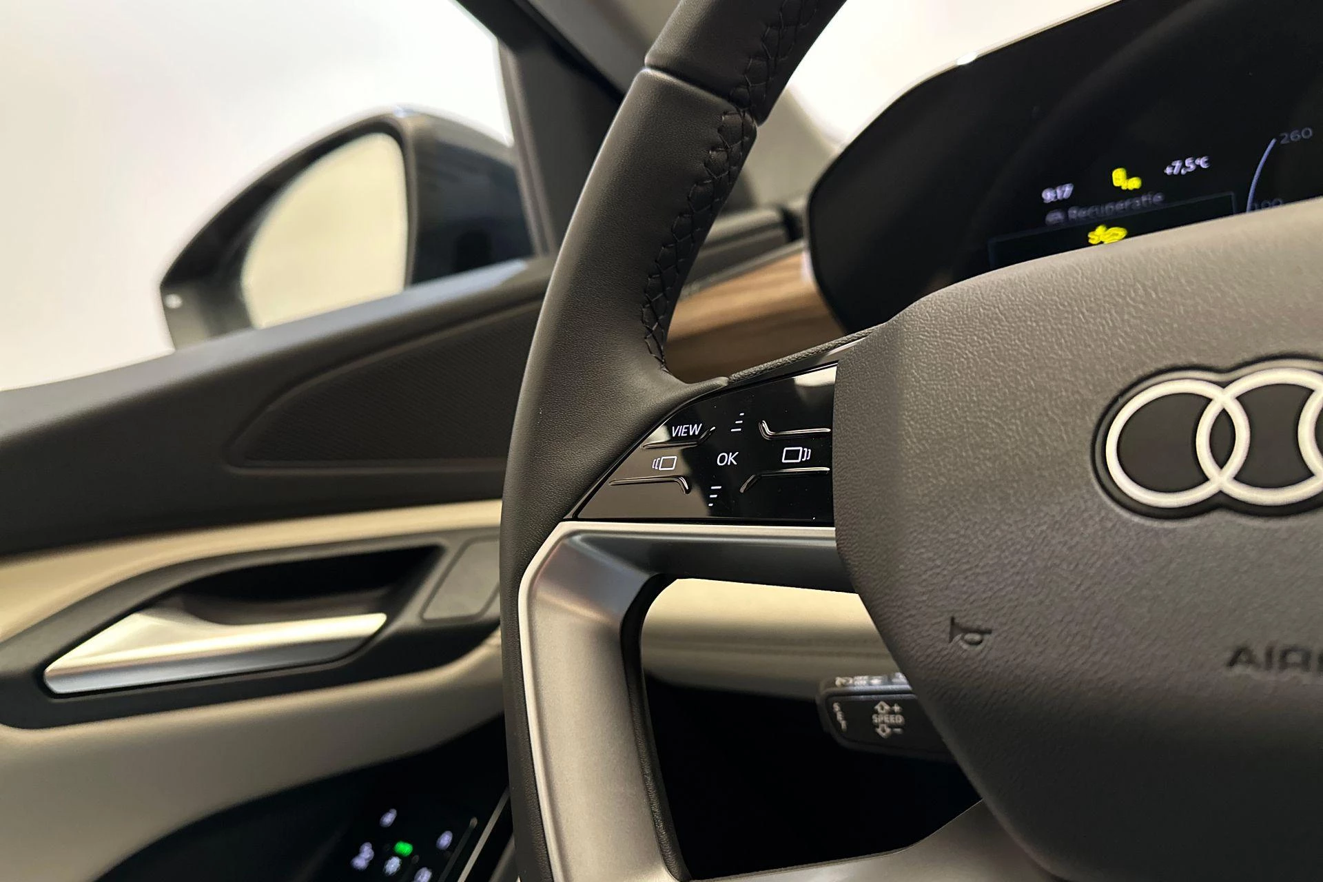 Hoofdafbeelding Audi Q6 e-tron