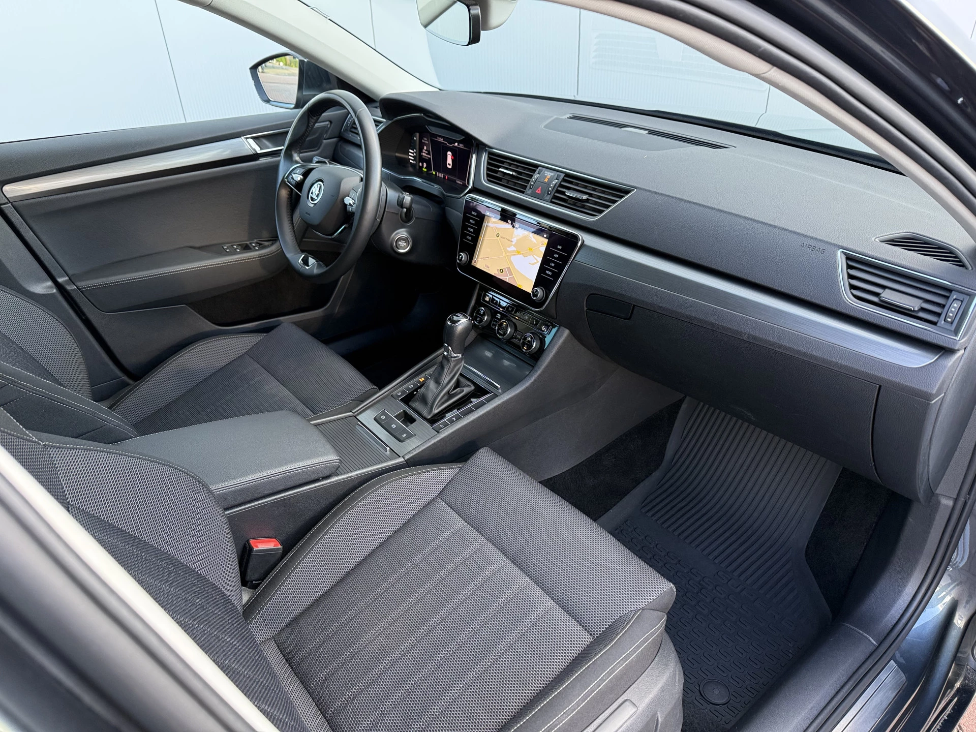 Hoofdafbeelding Škoda Superb