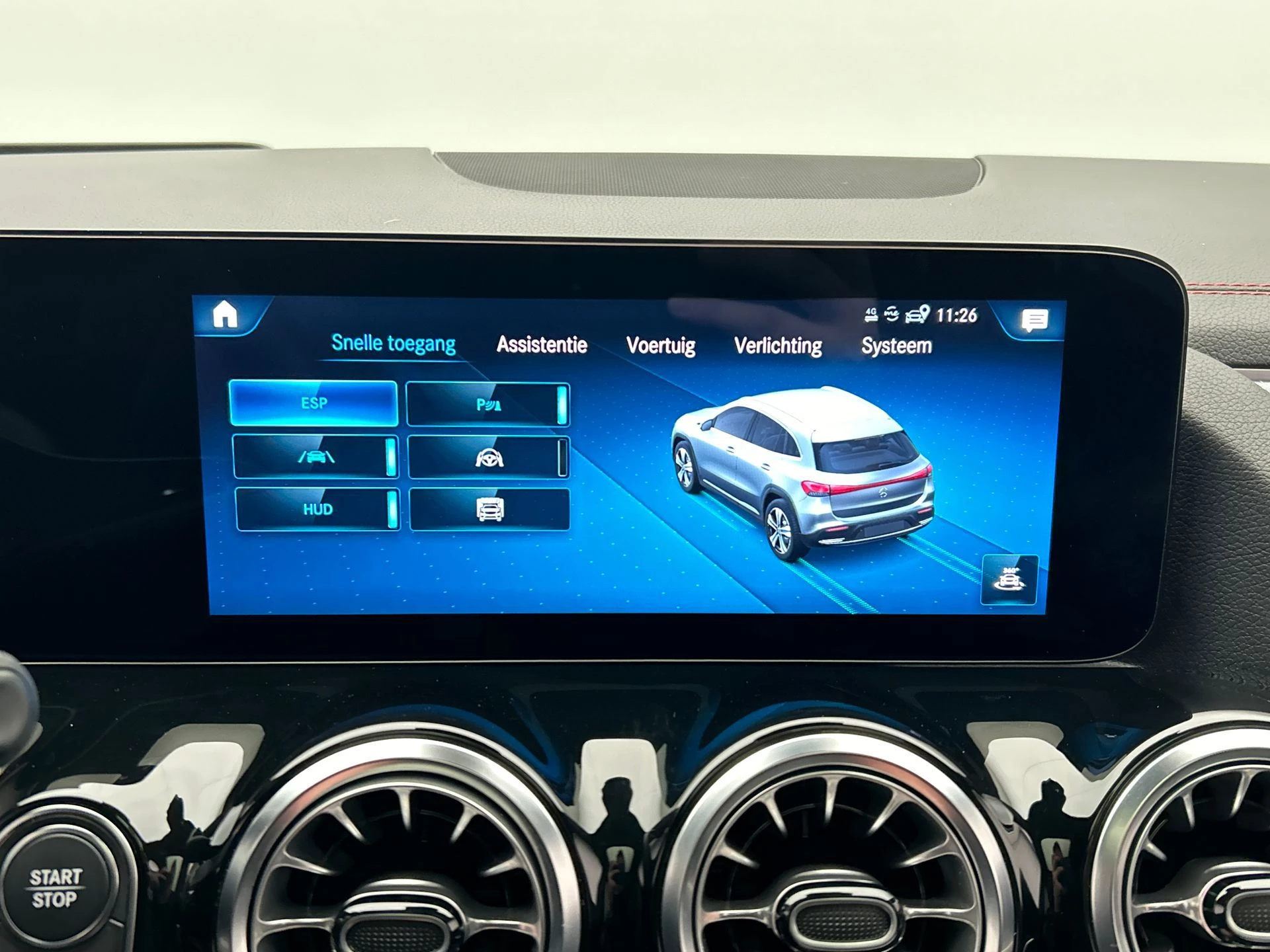 Hoofdafbeelding Mercedes-Benz EQA