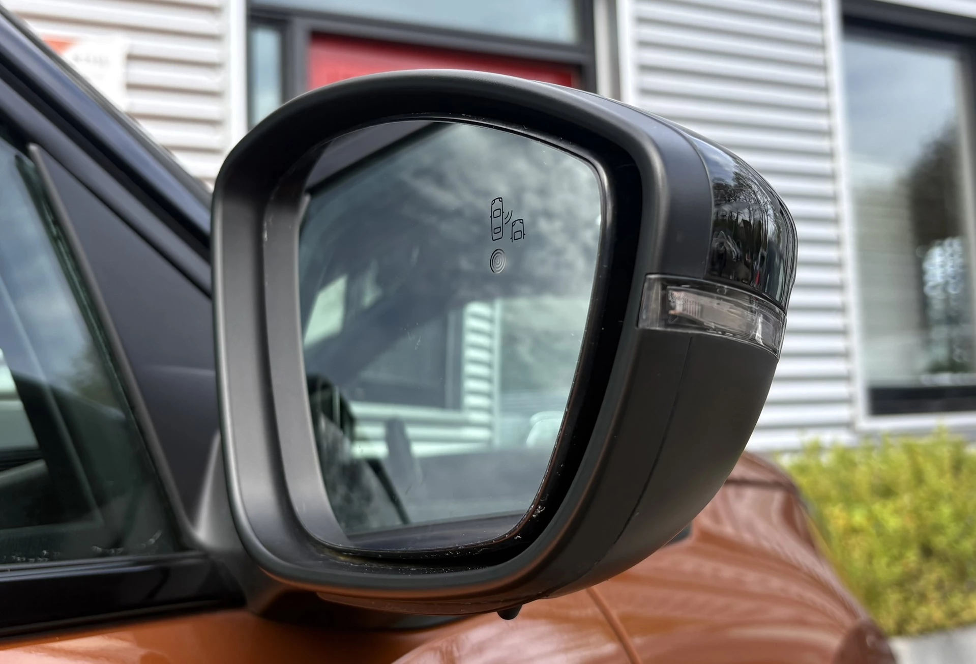 Hoofdafbeelding Peugeot e-2008