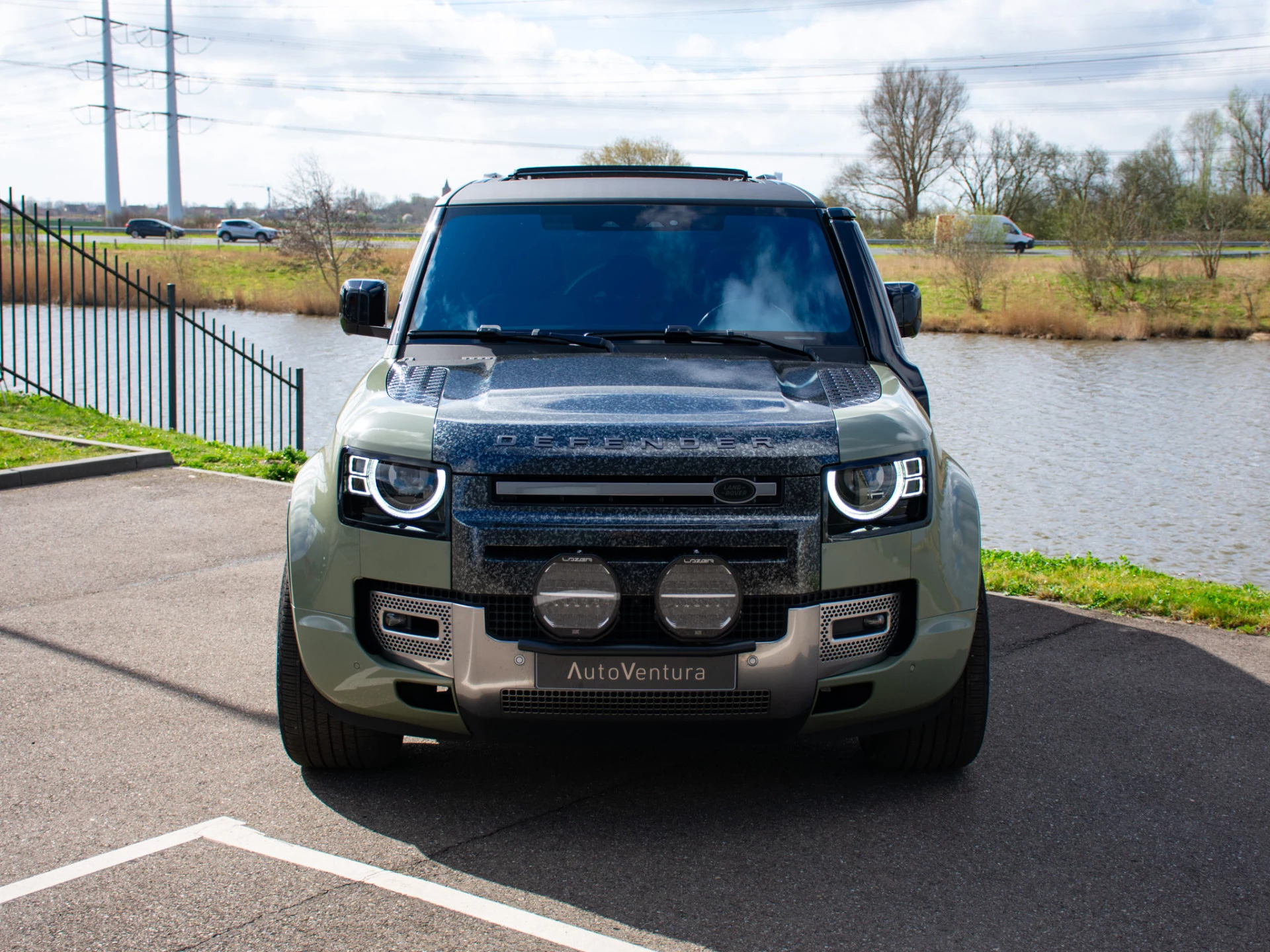 Hoofdafbeelding Land Rover Defender