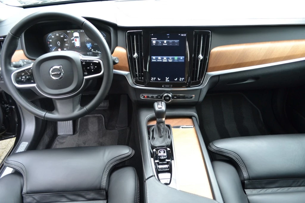 Hoofdafbeelding Volvo V90