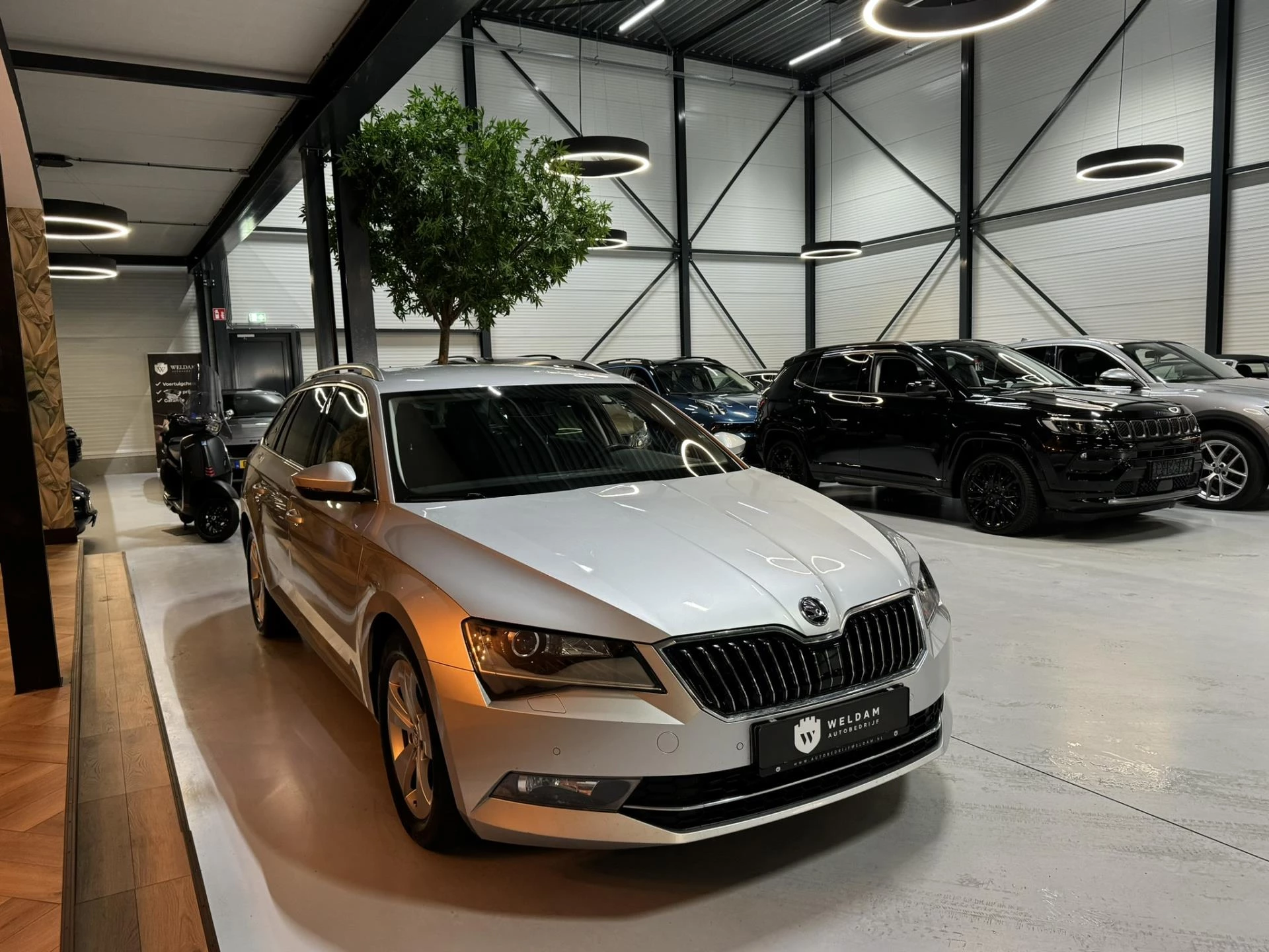 Hoofdafbeelding Škoda Superb