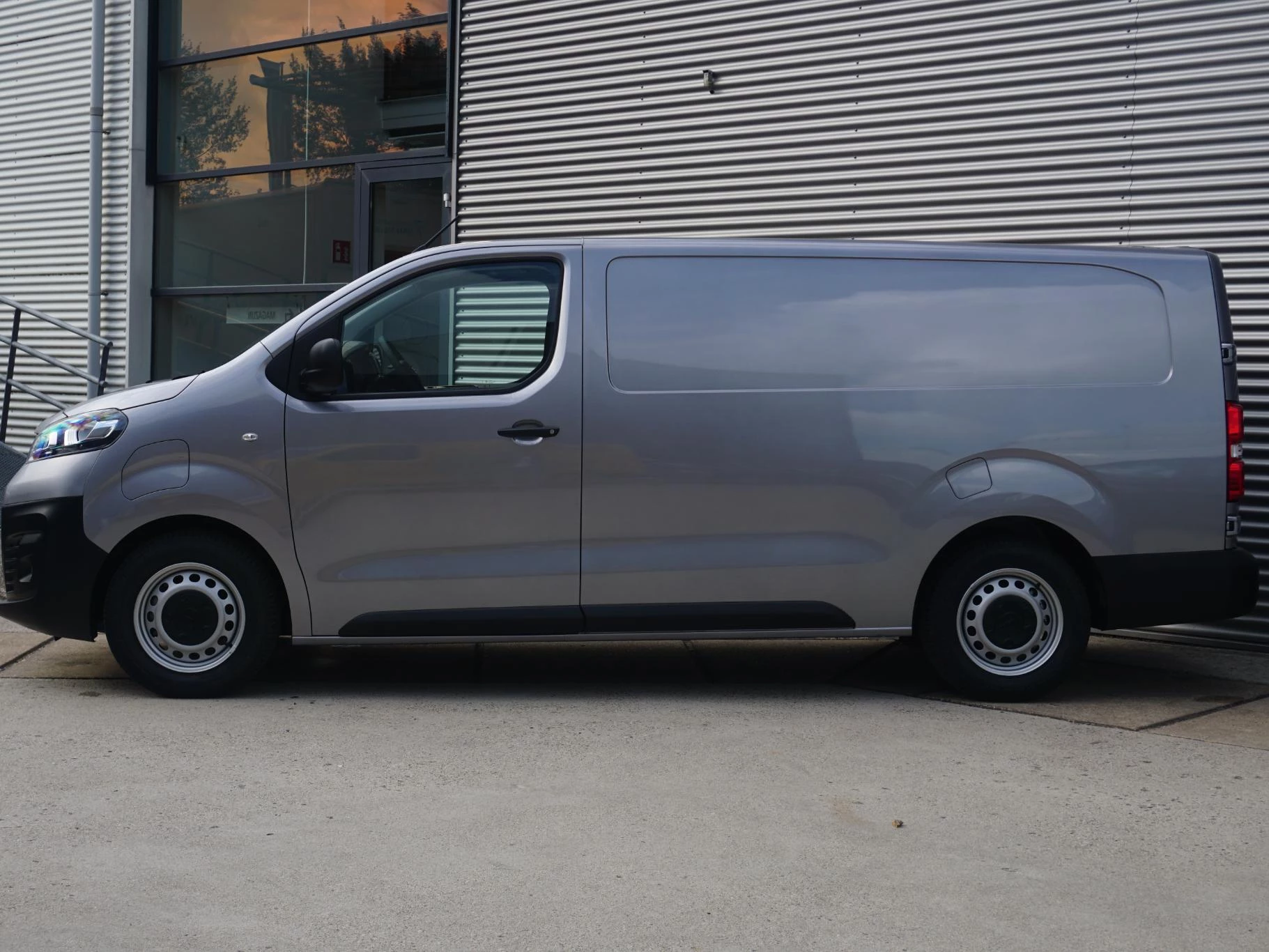 Hoofdafbeelding Opel Vivaro-e