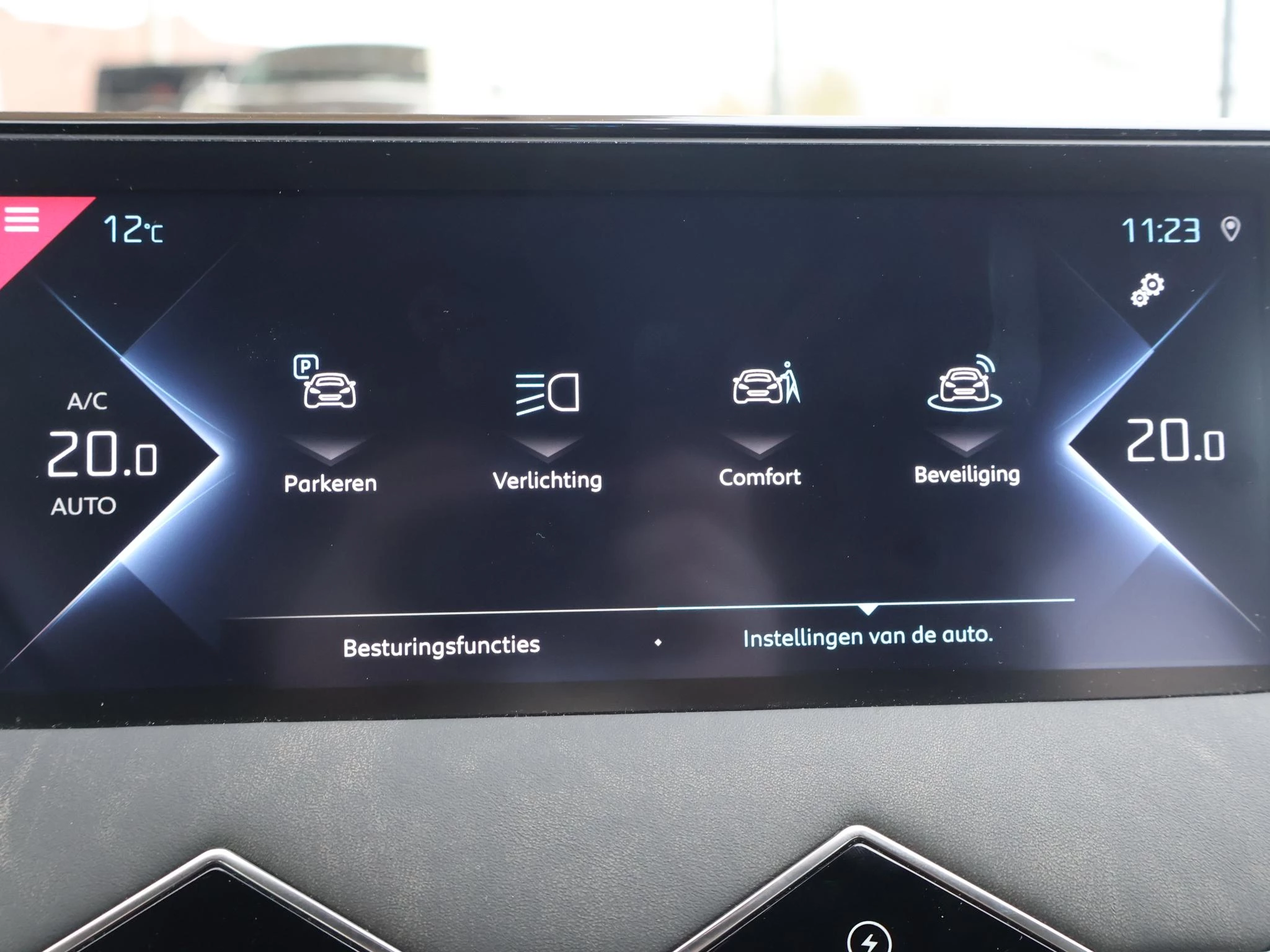 Hoofdafbeelding DS DS 3