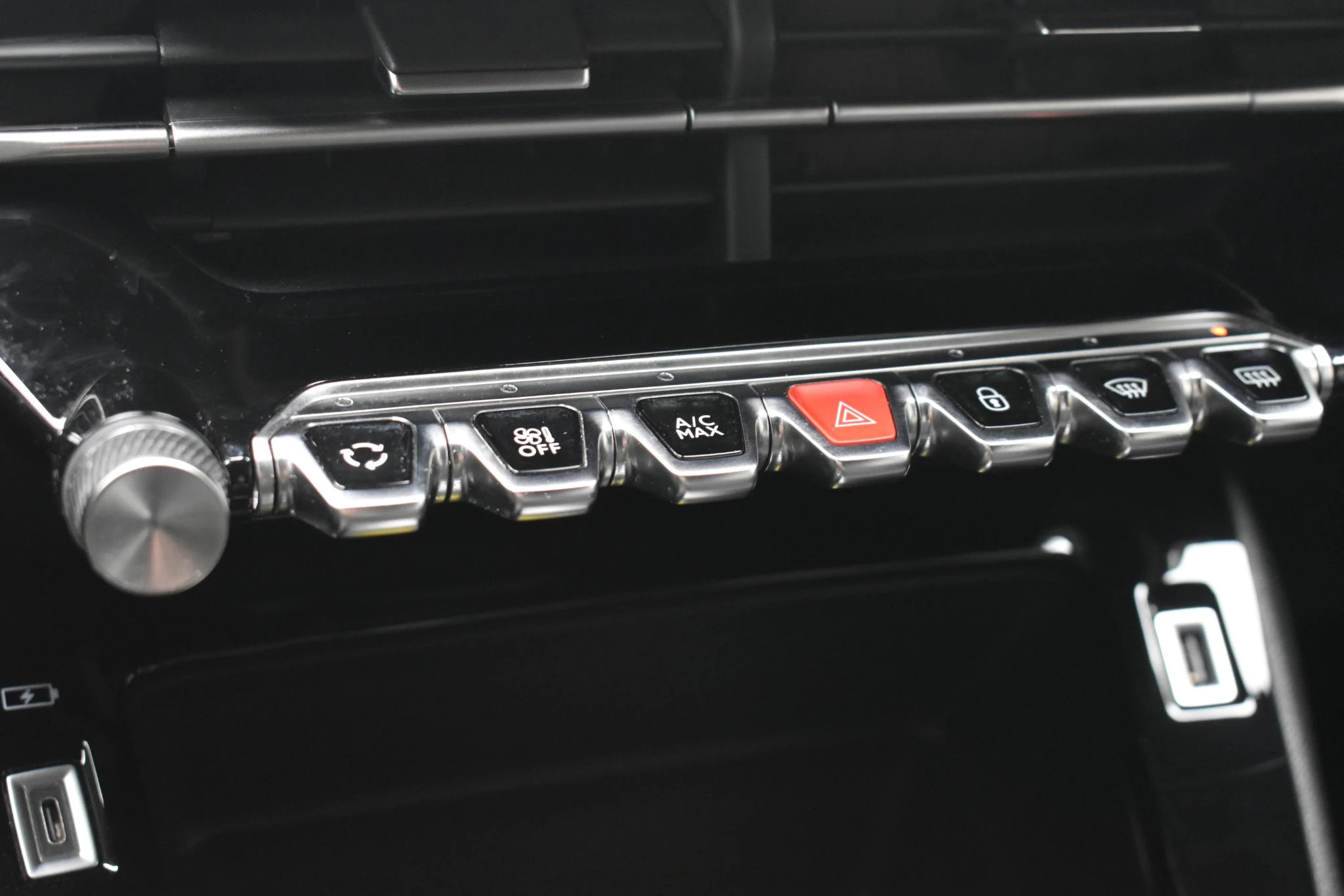 Hoofdafbeelding Peugeot e-2008