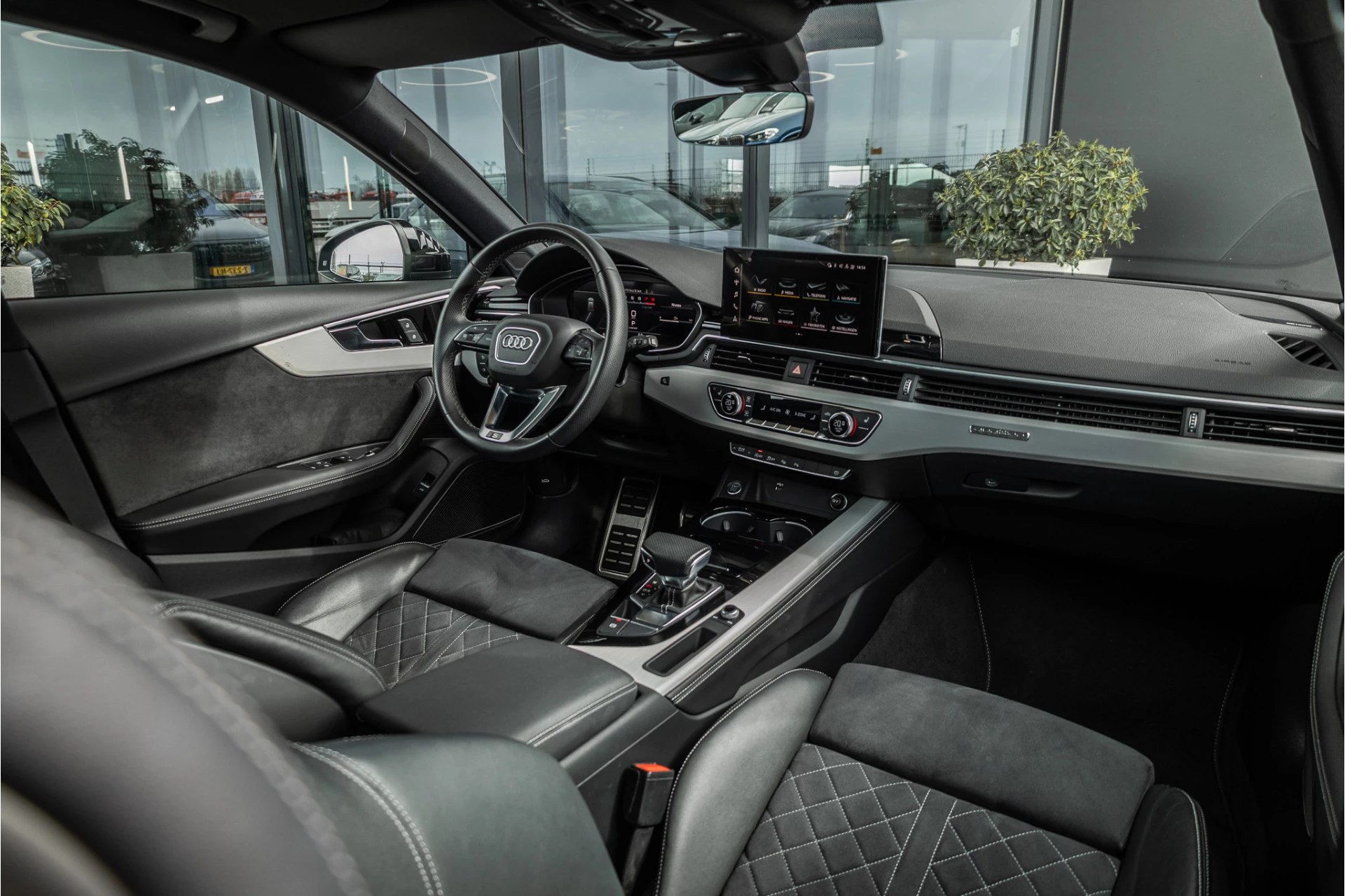 Hoofdafbeelding Audi A4