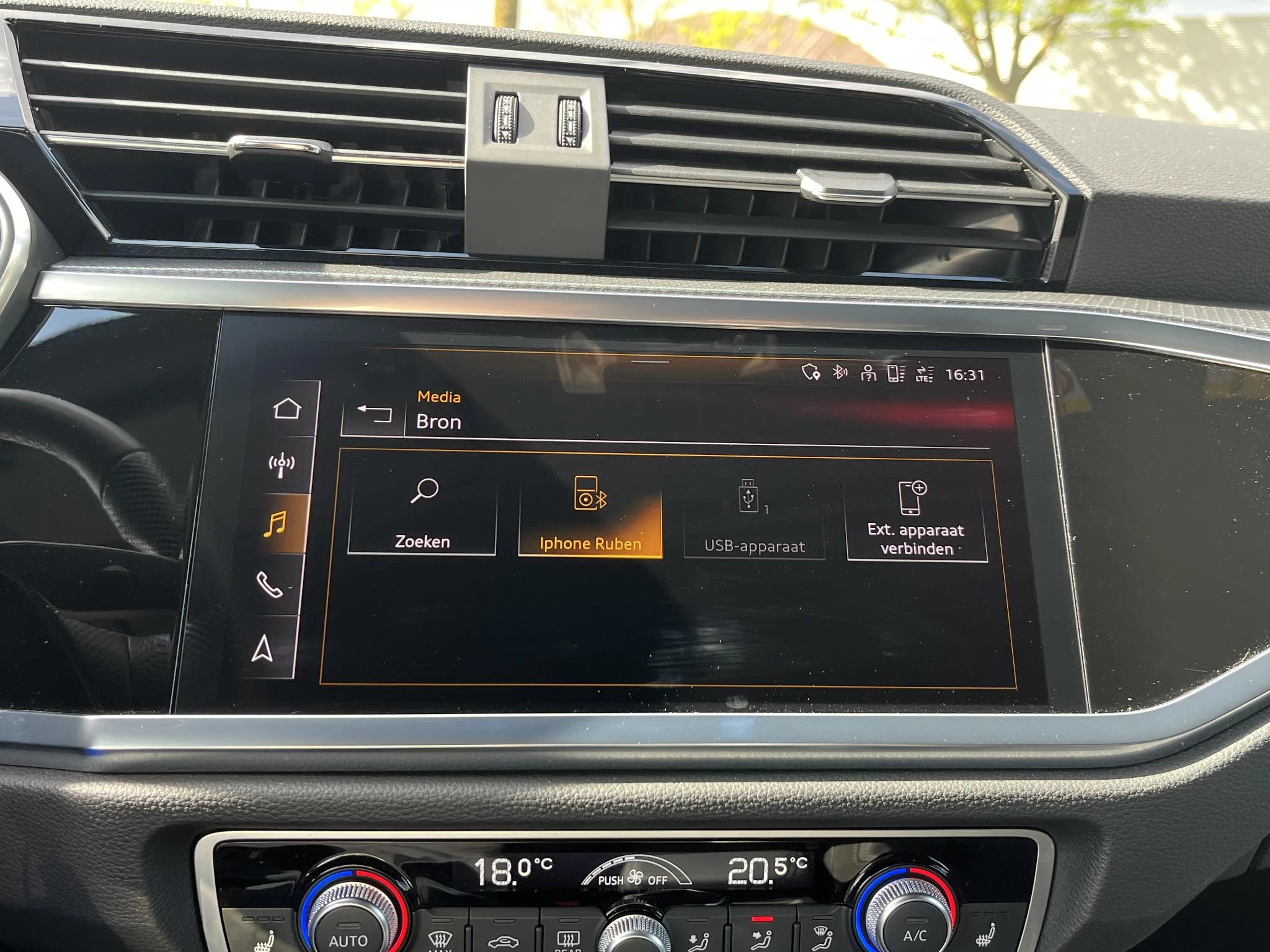 Hoofdafbeelding Audi Q3