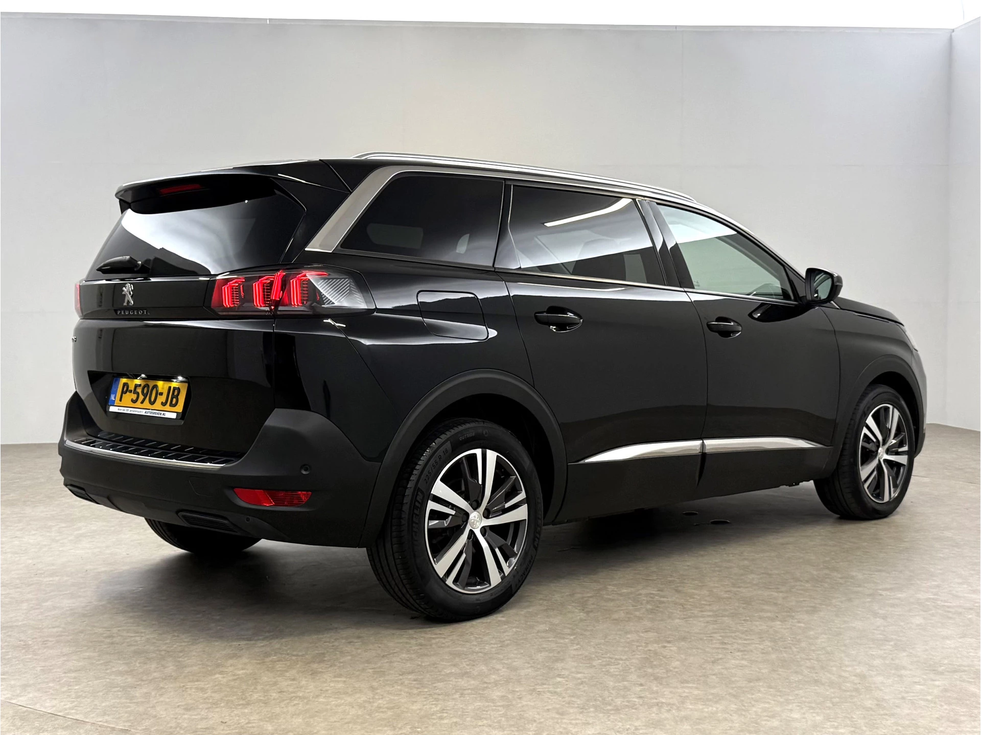 Hoofdafbeelding Peugeot 5008