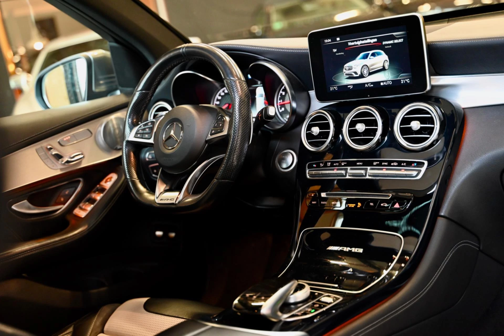 Hoofdafbeelding Mercedes-Benz GLC