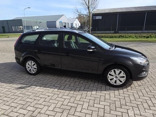 Ford Focus Wagon 1.6