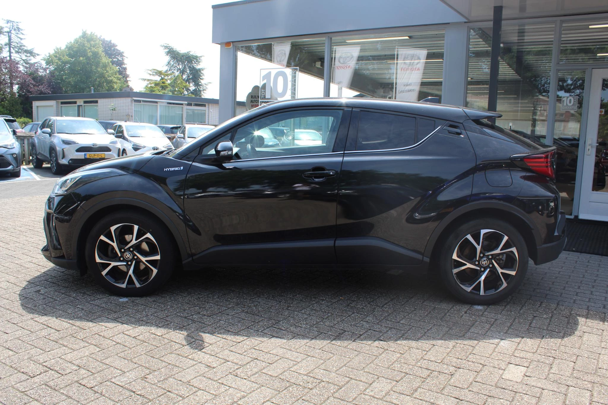 Hoofdafbeelding Toyota C-HR