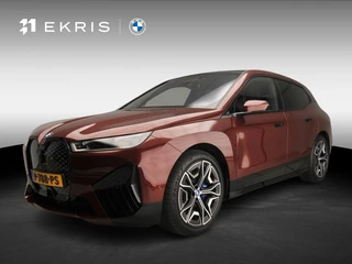 BMW iX xDrive40 | Sportpakket | Laserlicht | Navigatie | Active cruise | Panoramadak | Trekhaak | DAB | Harman-kardon sound | Alu 22 inch