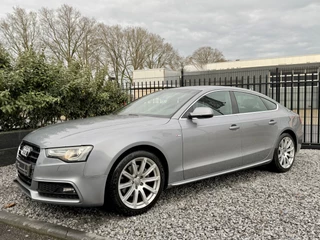 Hoofdafbeelding Audi A5 Audi A5 Sportback 1.8 TFSI Aut S-Line Sport Edit Navi|Leer|Xenon|Cruis Grijs
