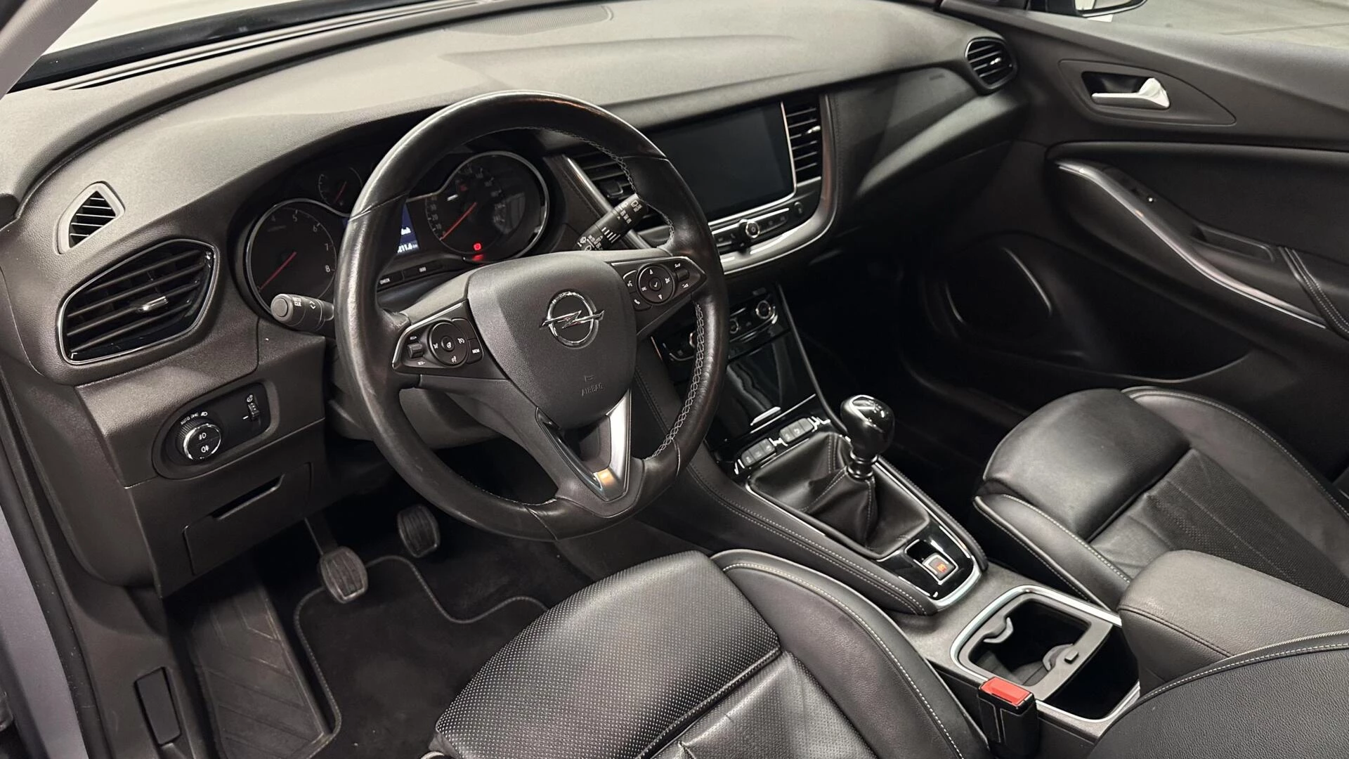 Hoofdafbeelding Opel Grandland X