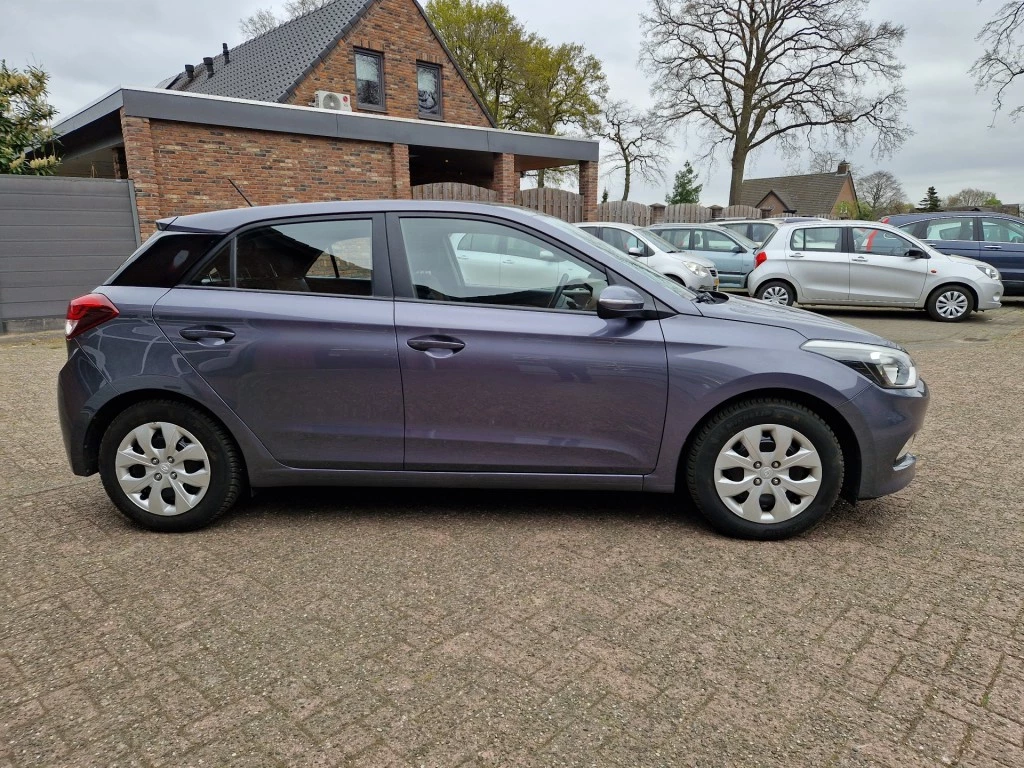 Hoofdafbeelding Hyundai i20