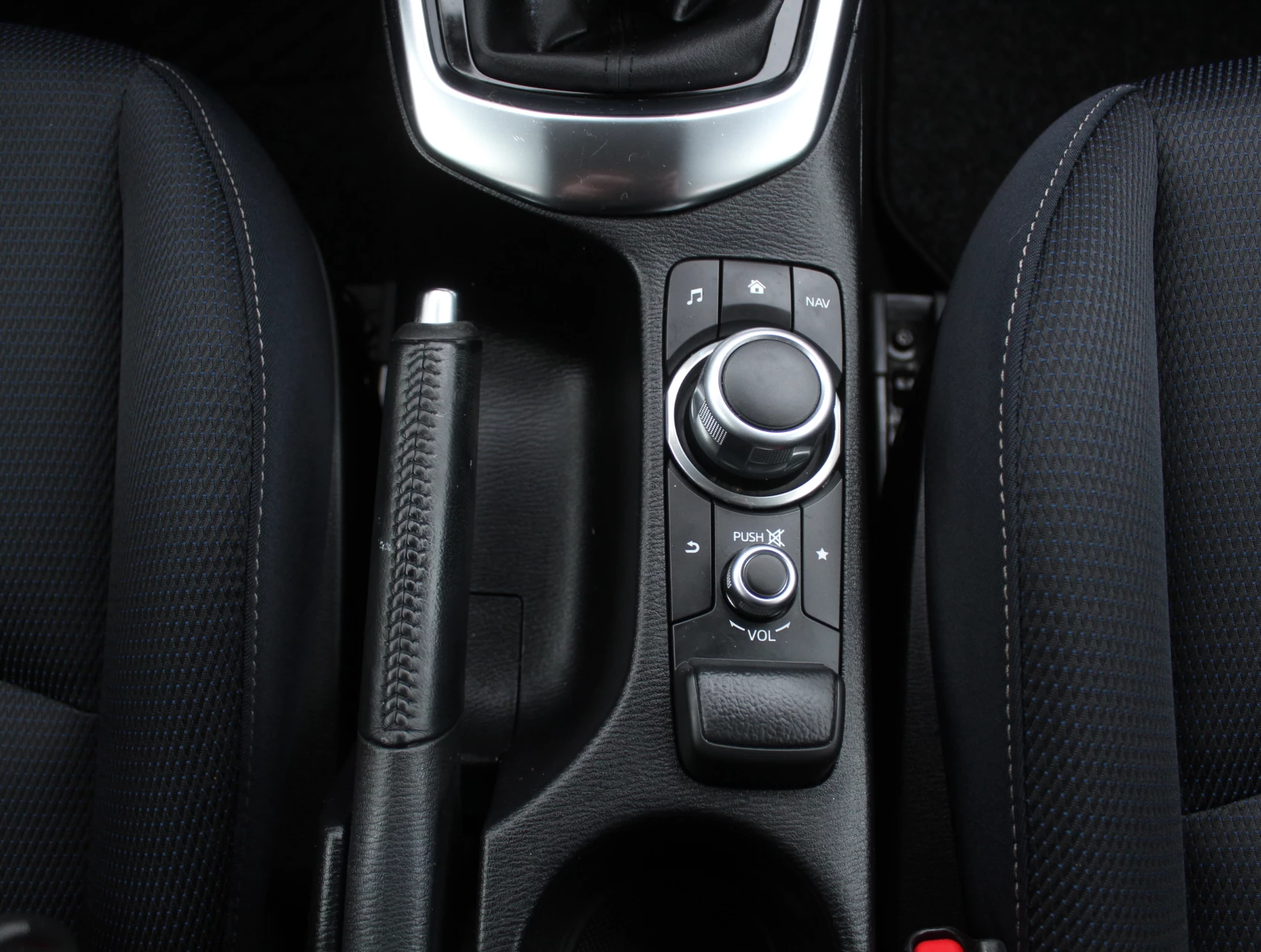 Hoofdafbeelding Mazda 2