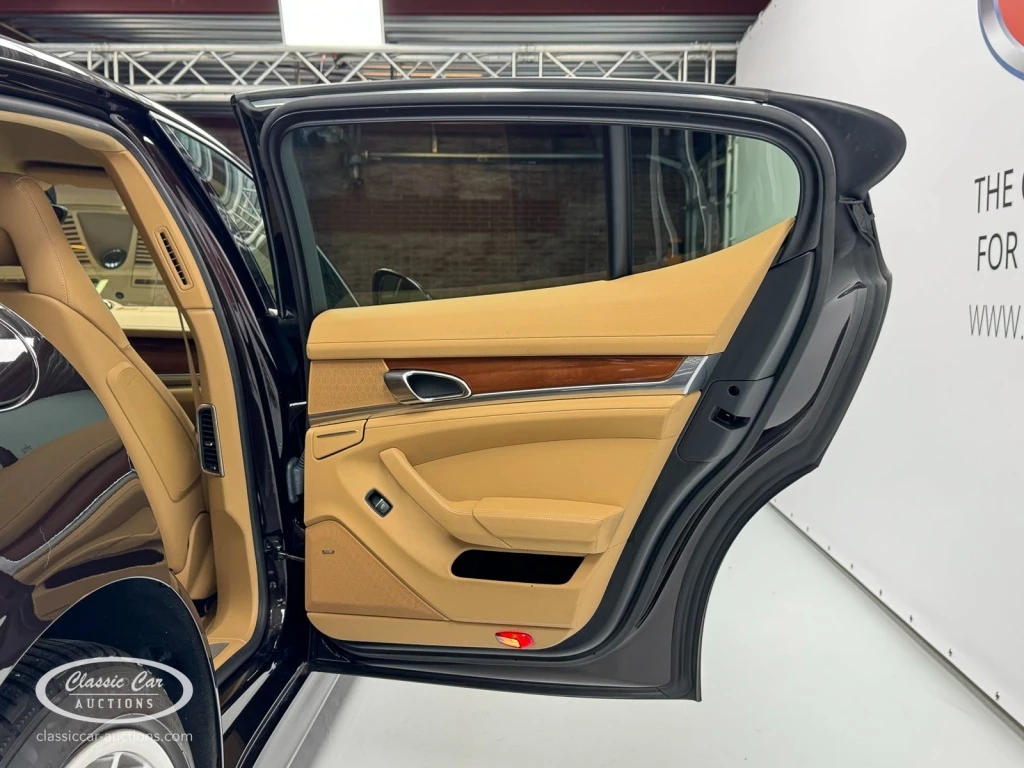 Hoofdafbeelding Porsche Panamera