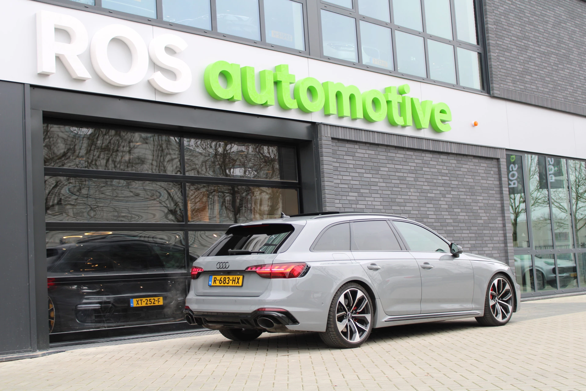Hoofdafbeelding Audi RS4