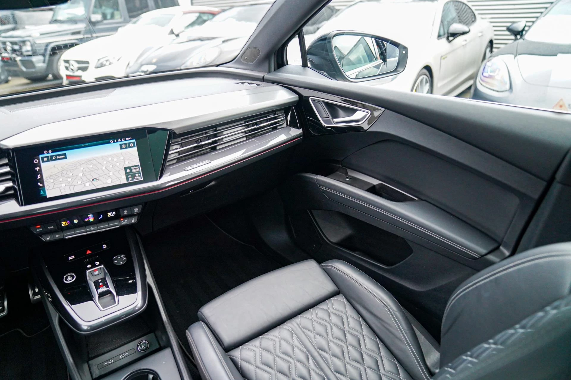 Hoofdafbeelding Audi Q4 e-tron