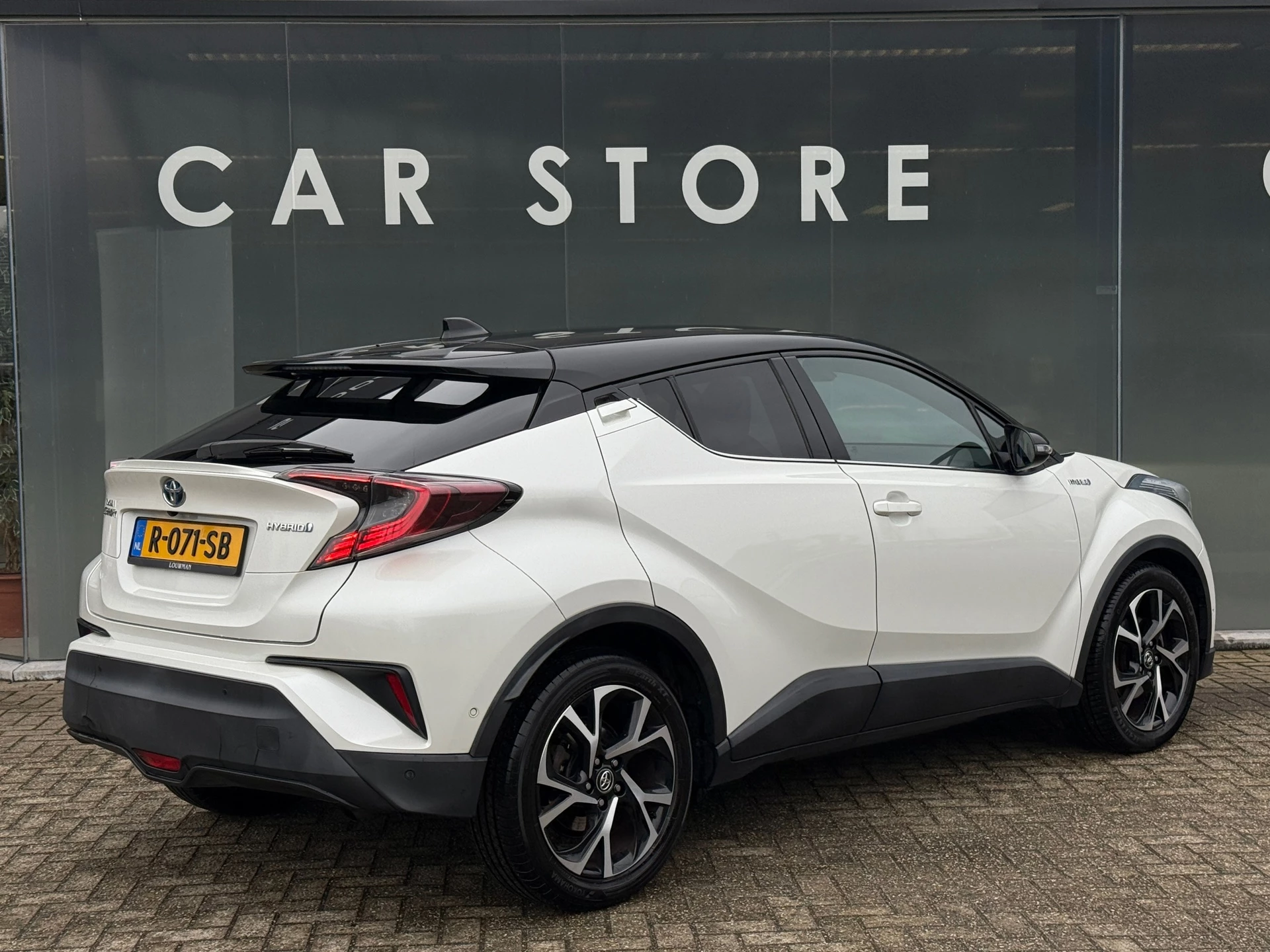 Hoofdafbeelding Toyota C-HR
