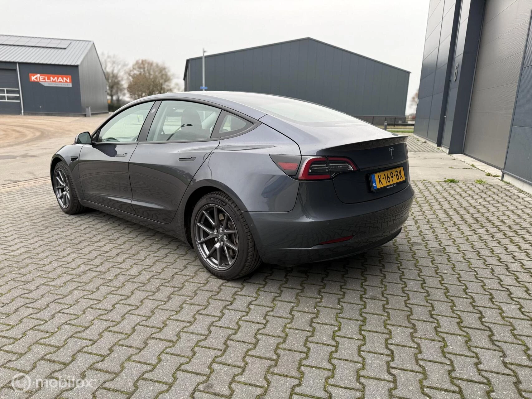 Hoofdafbeelding Tesla Model 3