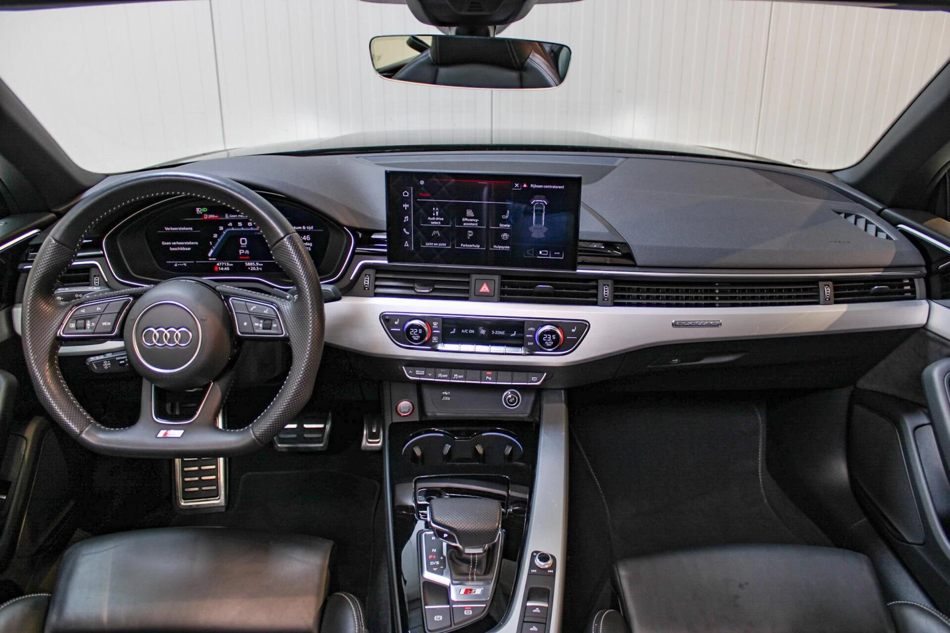 Hoofdafbeelding Audi S5