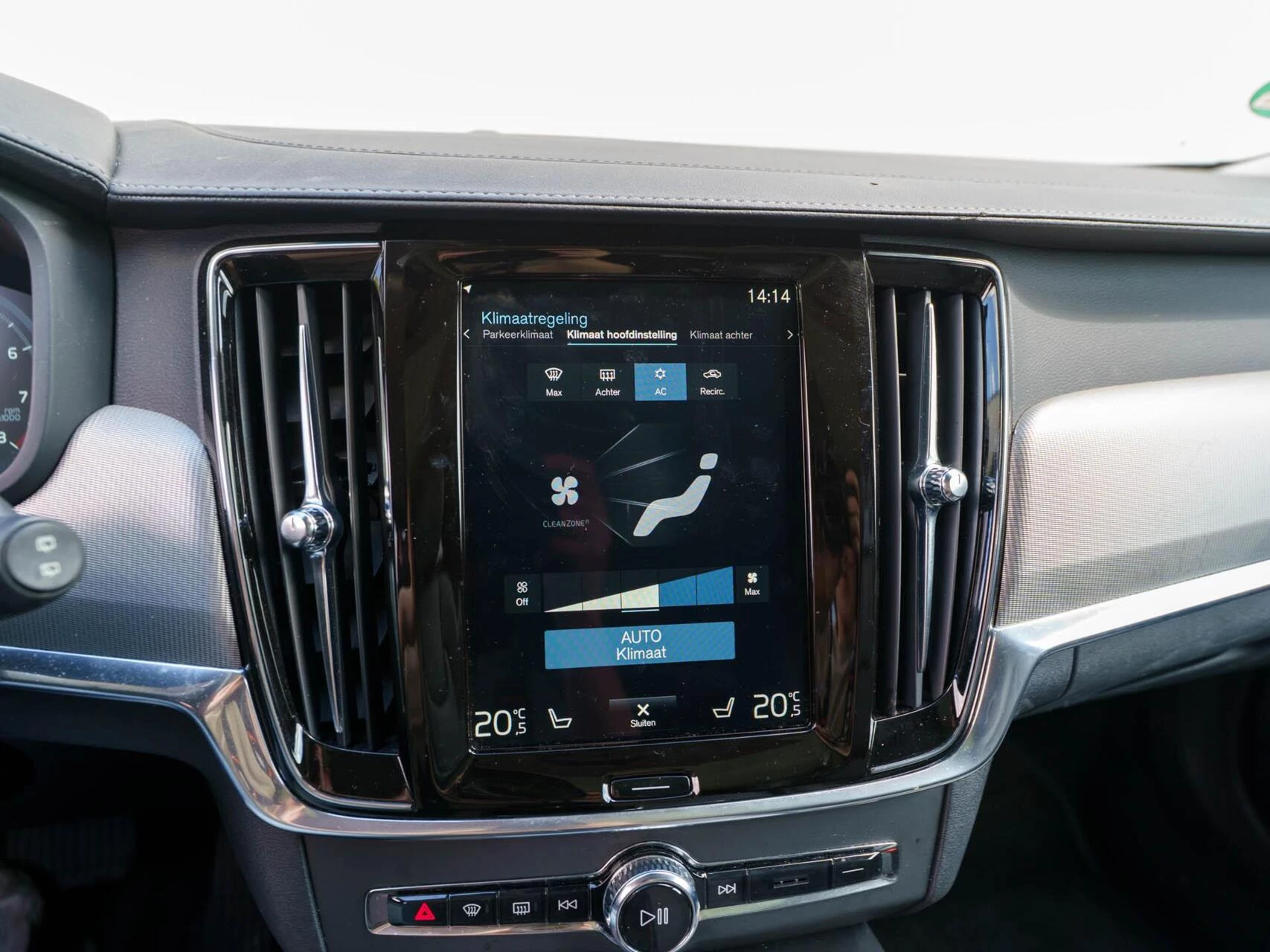 Hoofdafbeelding Volvo V90