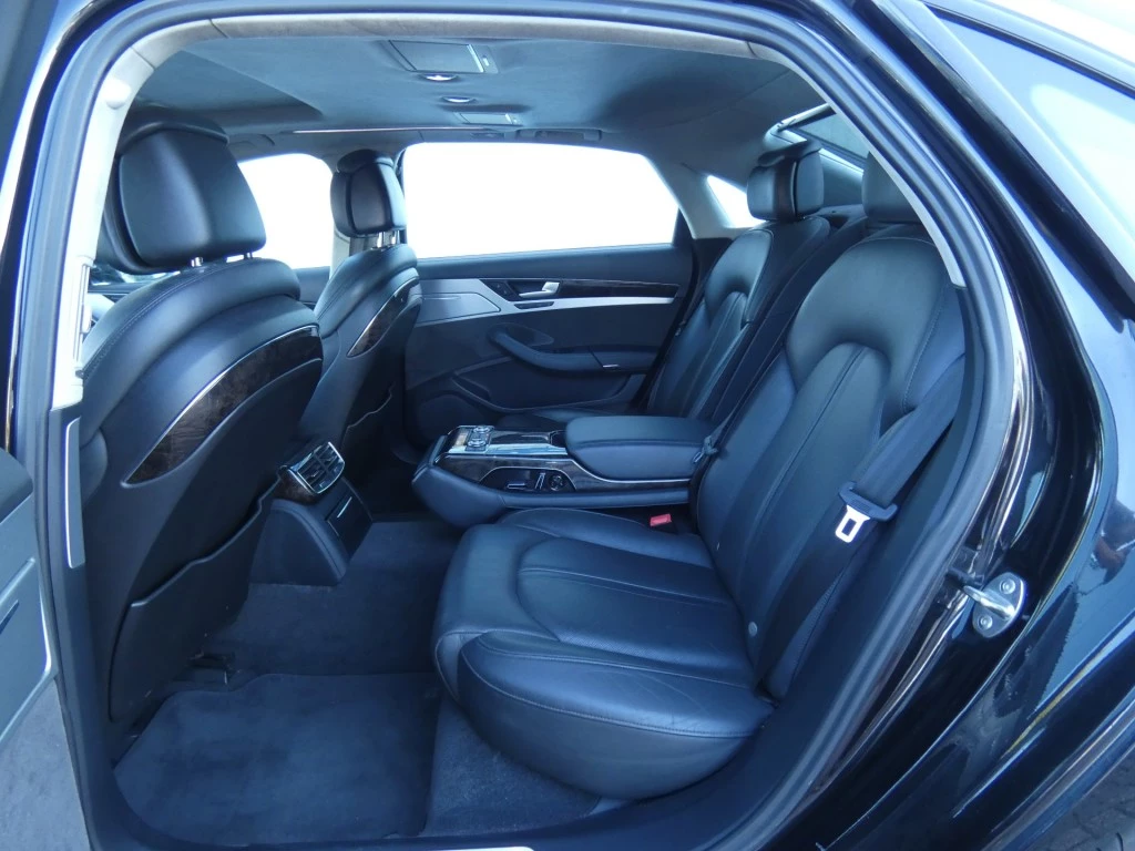 Hoofdafbeelding Audi A8