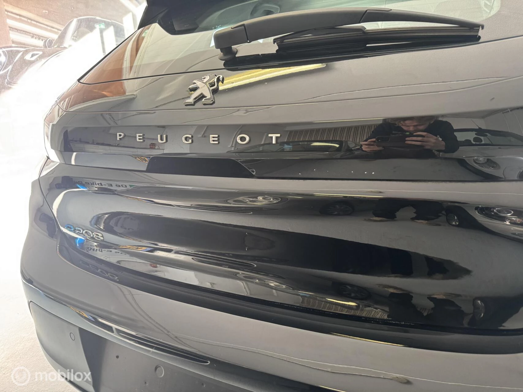 Hoofdafbeelding Peugeot e-208