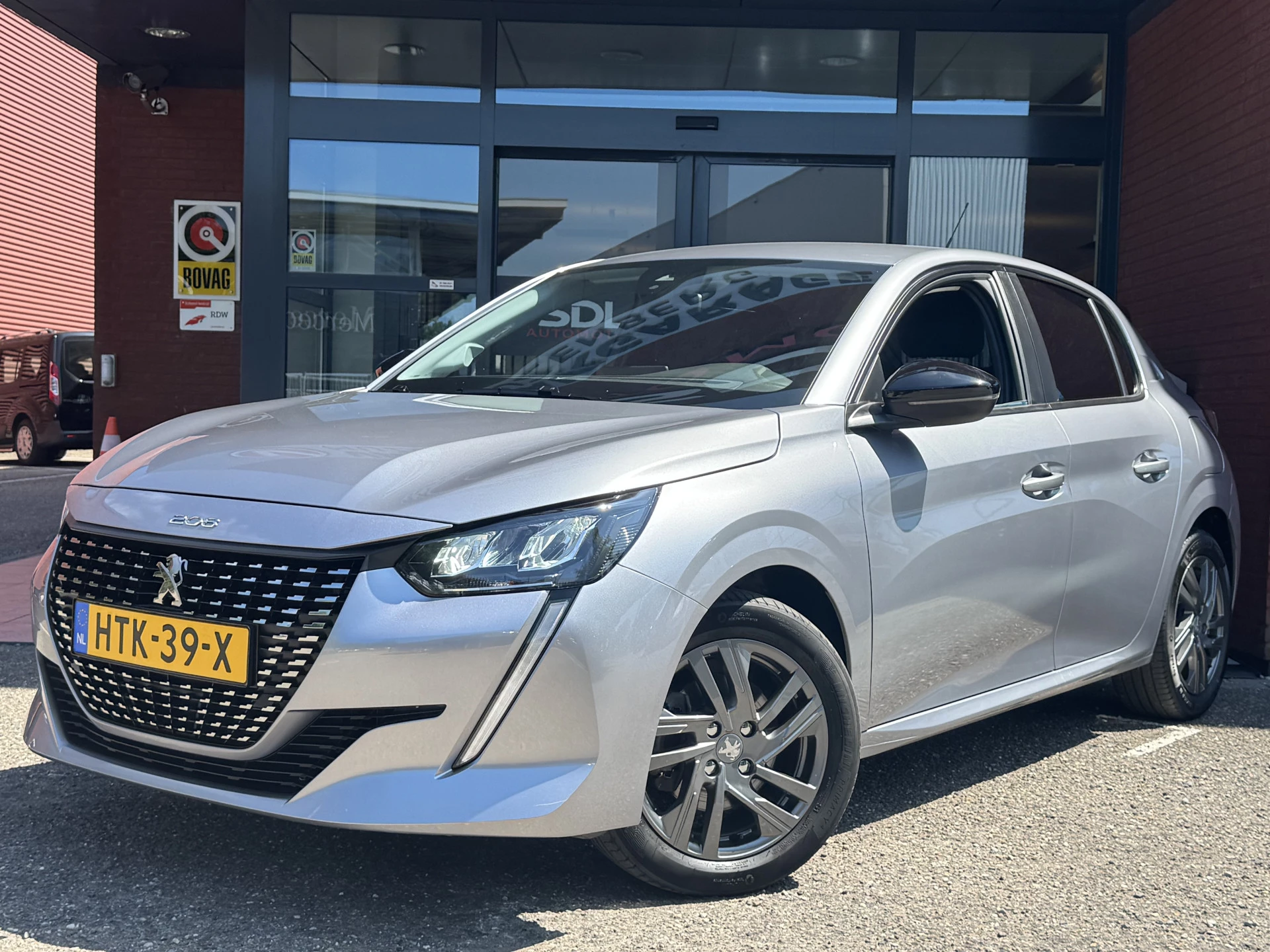 Hoofdafbeelding Peugeot 208