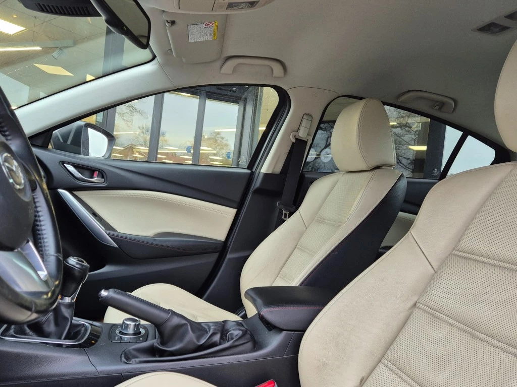 Hoofdafbeelding Mazda 6