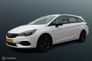 Opel Astra Sports Tourer 1.2 Design & Tech, Camera, Voor + achter Pdc, App connect, Clima, Dode hoek Detectie, Navi, Cruise, Comfort stoelen, 16 inch Lmv.