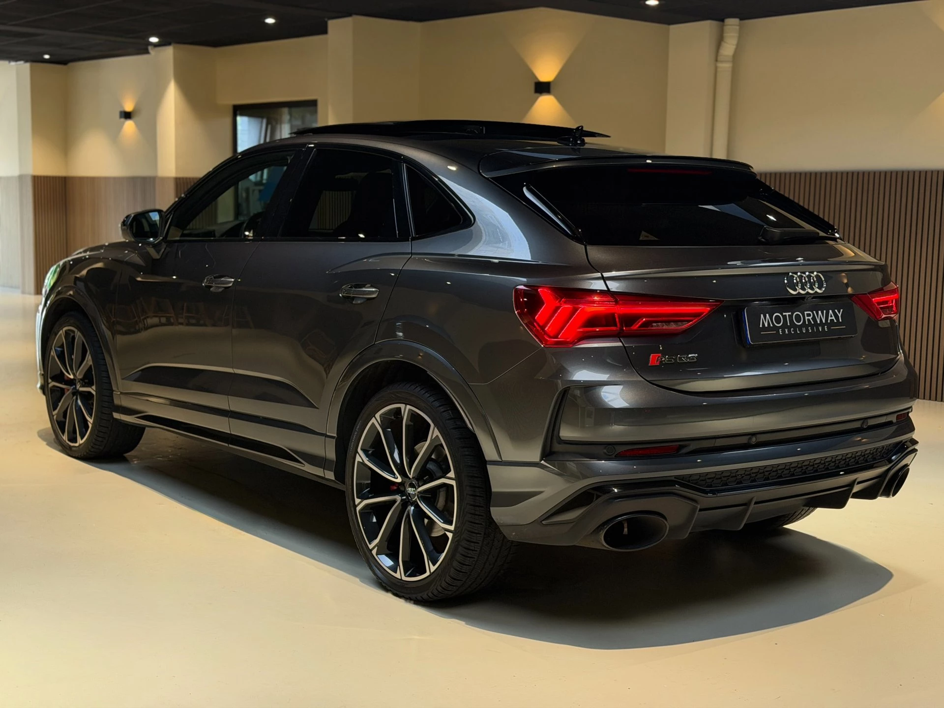 Hoofdafbeelding Audi RSQ3