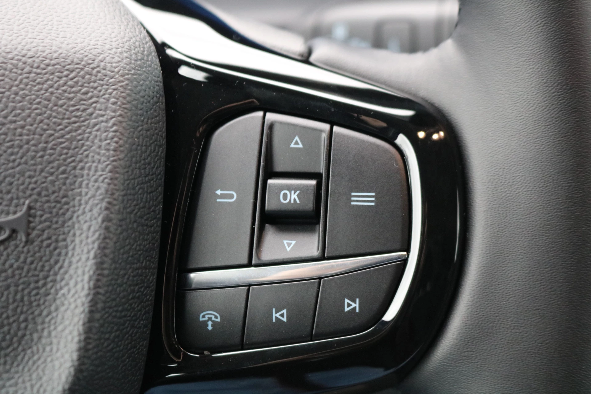 Hoofdafbeelding Ford E-Transit Custom