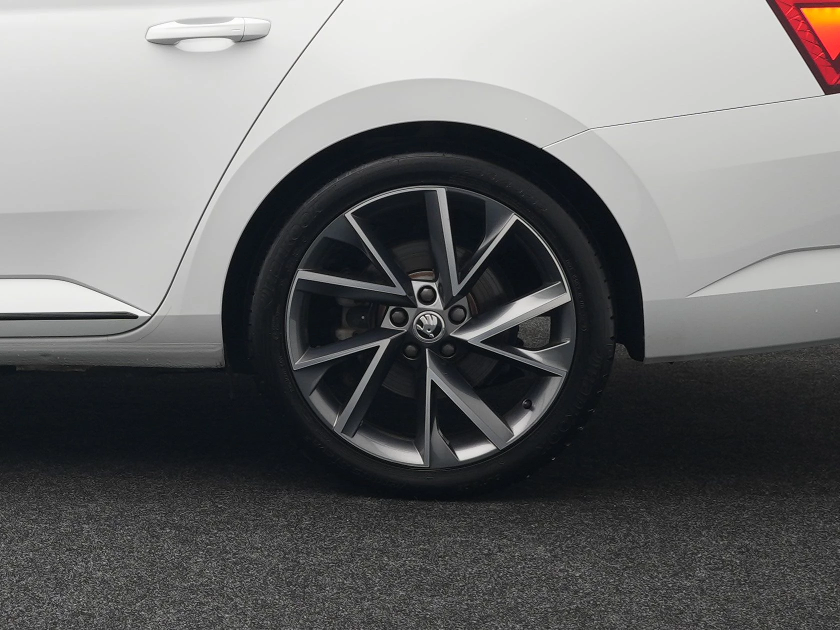 Hoofdafbeelding Škoda Superb