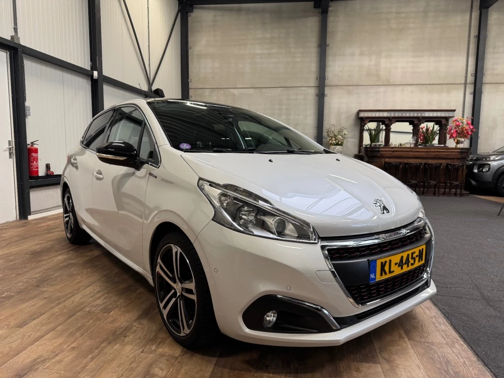 Hoofdafbeelding Peugeot 208