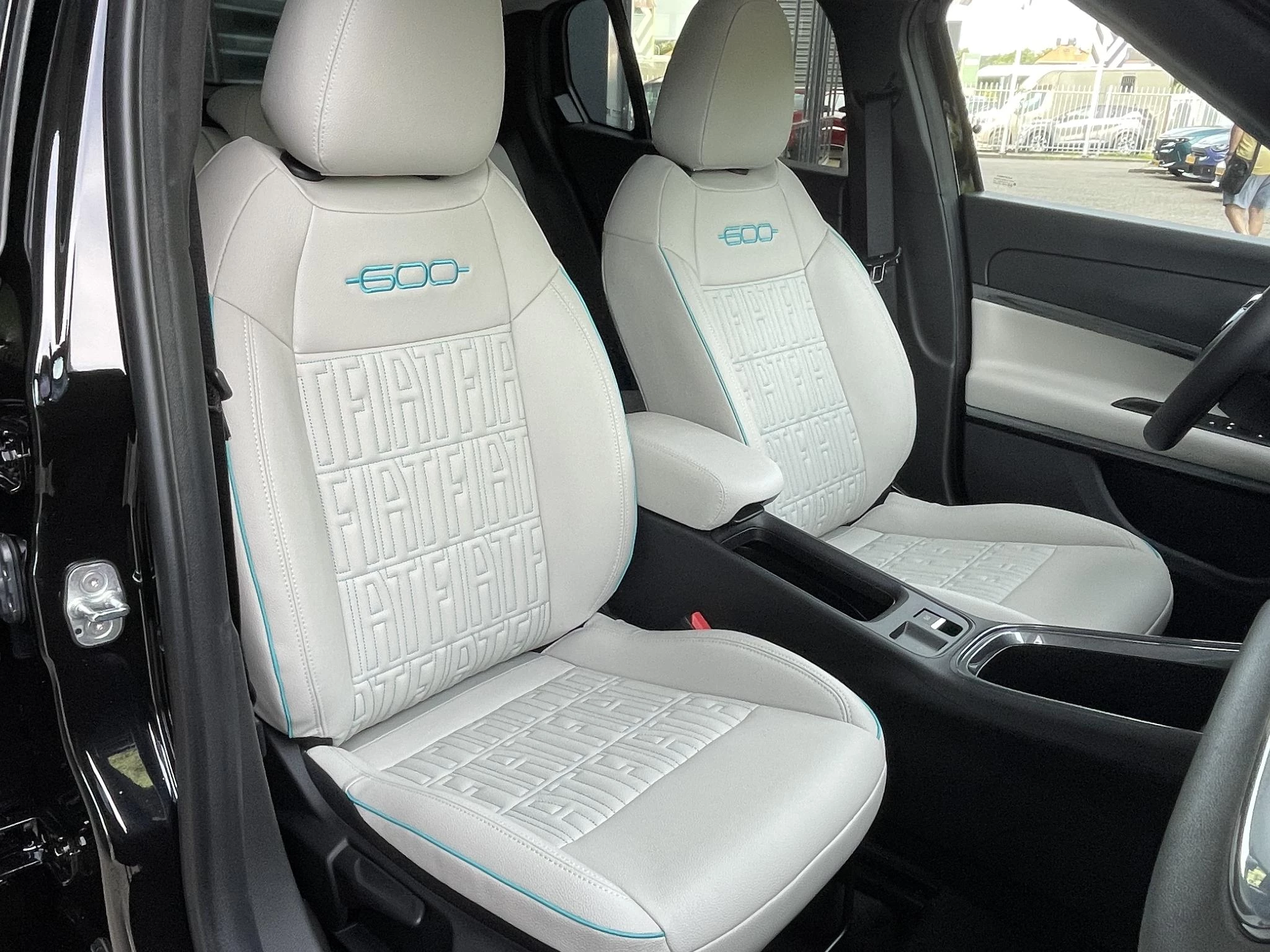Hoofdafbeelding Fiat 600
