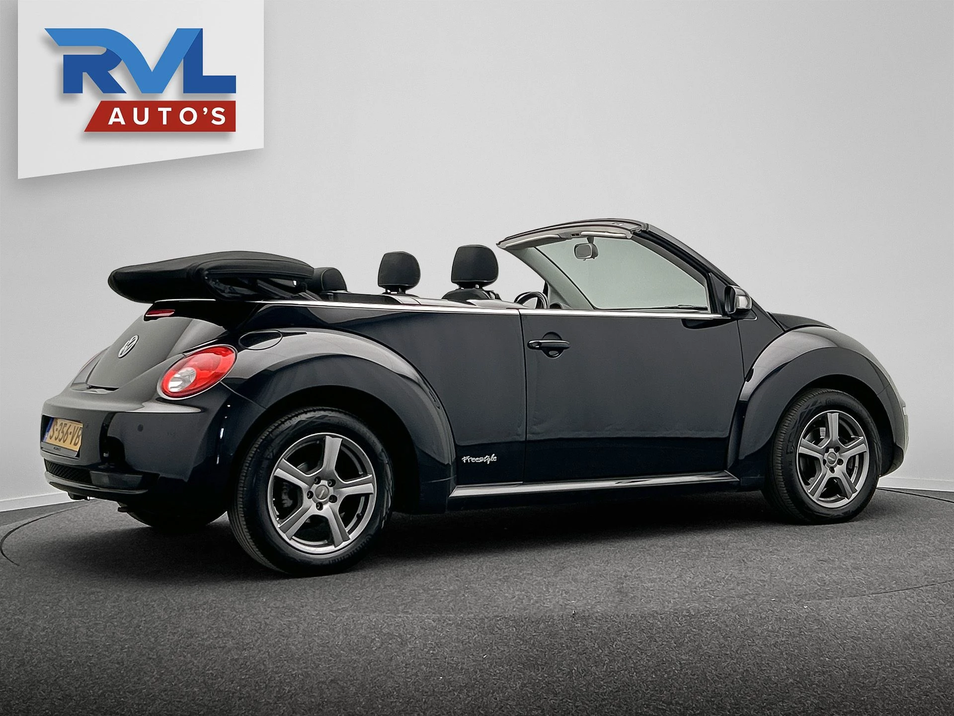 Hoofdafbeelding Volkswagen New Beetle