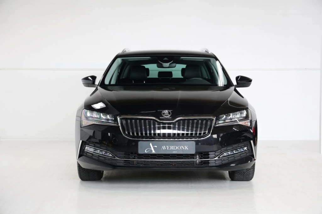 Hoofdafbeelding Škoda Superb