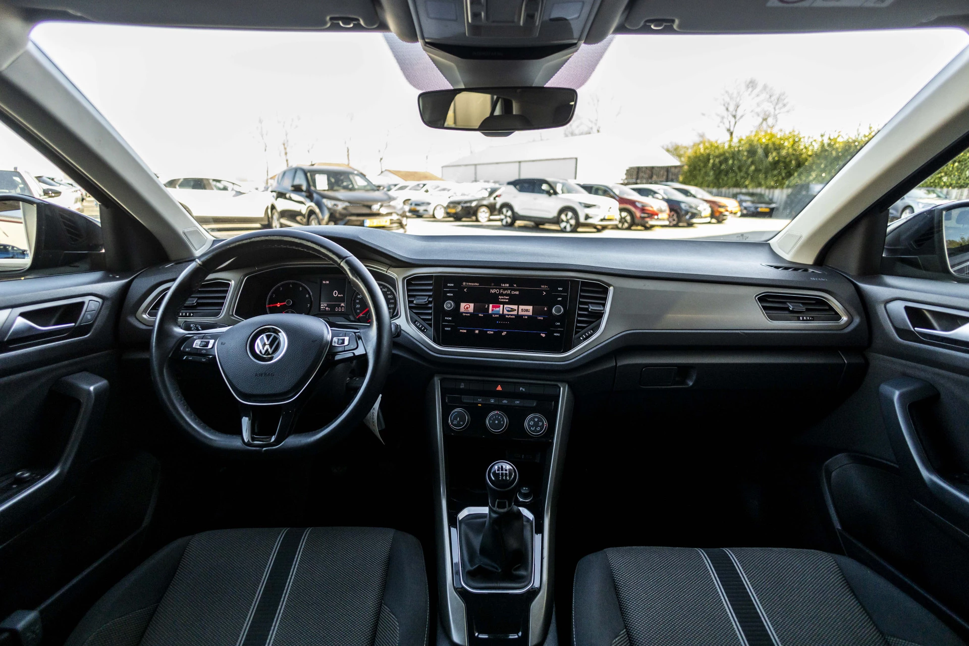 Hoofdafbeelding Volkswagen T-Roc