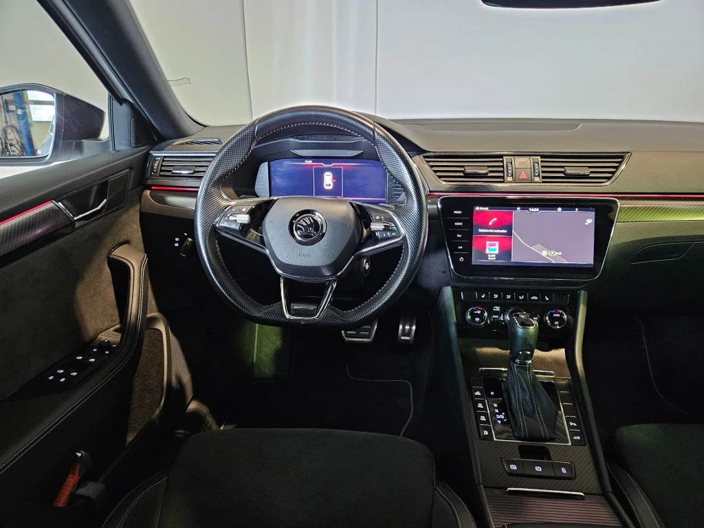 Hoofdafbeelding Škoda Superb