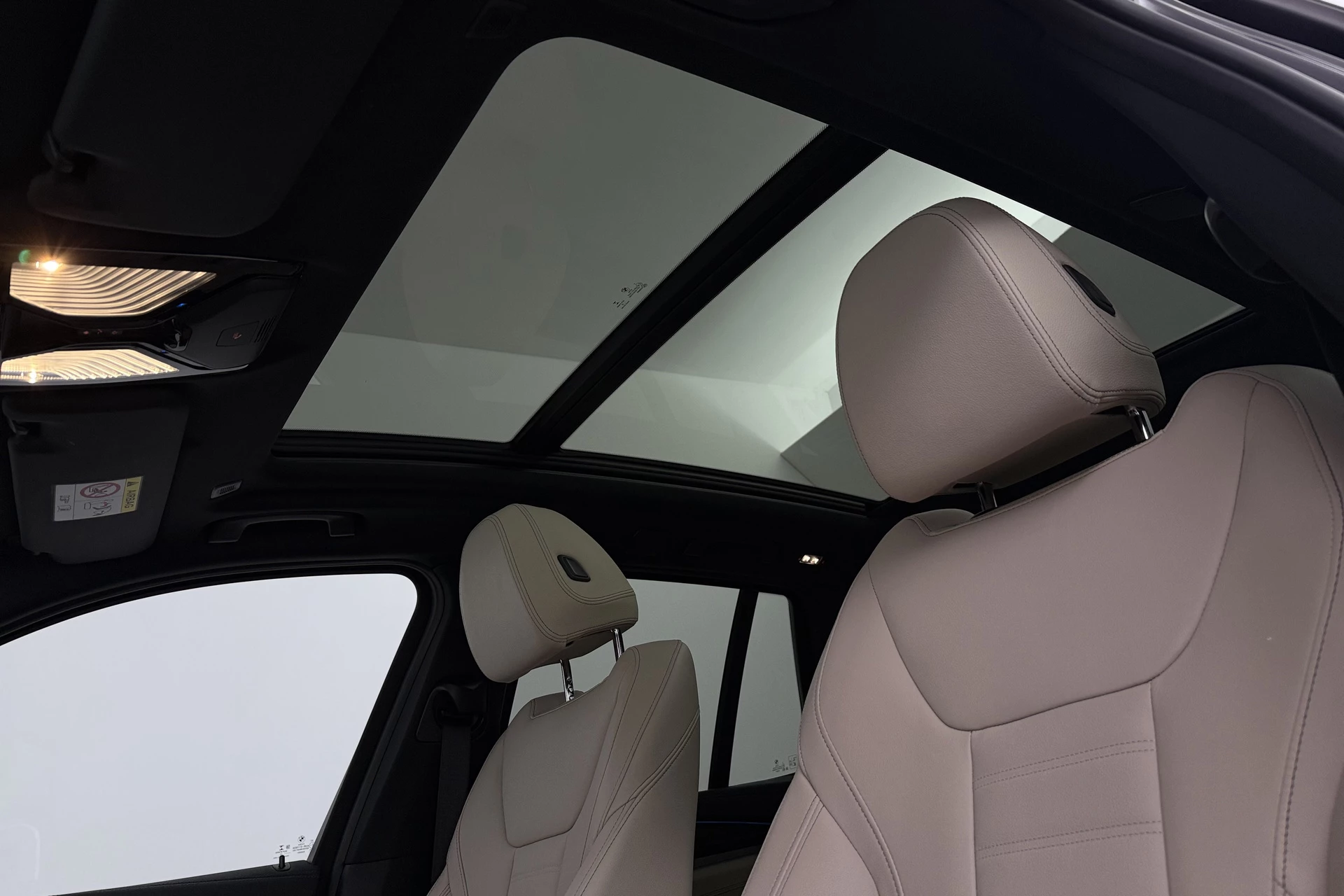 Hoofdafbeelding BMW iX3